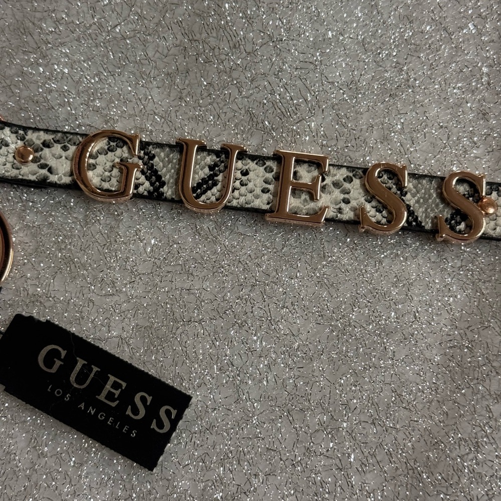 GUESS Snake Print Keychain - Picture 2 of 3